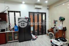 Bán gấp nhà trung phụng gần phố dt 35m 4 tầng nơi để xe rộng.giá 2.9 tỷ