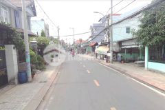 Bán nhà đường 138 tân phú q9 lô góc dt 200m2 ngang khủng 8m giá rẻ