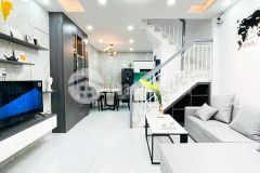 Ngộp bank bán gấp nhà hxh đẹp nhất võ văn tần, p5, q3, 64m2 4.6x13.9m, 6pn, 9 tỷ