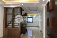 Bán nhà phố cầu giấy vị trí cực hiếm 52m2, 5 tầng,nhỉnh 8 tỷ
