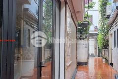 Bán nhà phố bồ đề, mới kính coong gần phố ô tô sát nhà, 35m2 nhỉnh 3 tỷ.