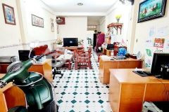 Nhà siêu rẻ siêu hiếm phạm văn bạch, 84m2, sát bên chợ, kinh doanh tốt, 5.25 tỷ.