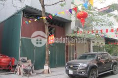 Tôi bán đất đấu giá kiến hưng gần chung cư mipec, mt rộng 5m, 68m2 chỉ 5.38 tỷ. lh 0989626116