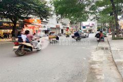 Thụy khuê, mặt phố 150m2, 7 tầng mt 4m giá 25 tỷ vỉa hè rộng