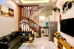 Bán nhà 42m2 cực đẹp, siêu thoáng hào nam ô chợ dừa đống đa giá 5.7 tỷ