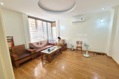 Bán nhà thụy khuê cực đẹp 40m chuẩn 5 tầng, mt khủng 7.7m, lô góc, 4.24 tỷ