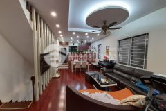 Gấp gấp,vỡ nợ bán nhà phố cầu đơ, 50m ô tô 10m 5 tầng mới đẹp ở ngay chỉ 4 tỷ lh 0942.861188