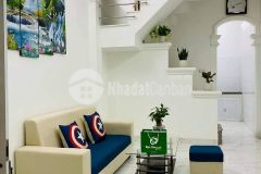 Bán nhà lô góc văn chương, đống đa 30m2, 4 phòng, 20m ra phố, kd online. hơn 2 tỷ.