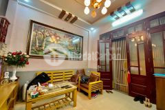 Bán nhà chùa bộc, dân trí miễn chê 37m2 giá 3.9tỷ