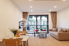 Cho thuê căn hộ dịch vụ tại từ hoa, tây hồ, 120m2, 2pn, ban công, đầy đủ nội thất mới hiện đại