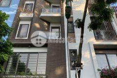 Bán nhà phố hoàng cầu phân lô dt75m mt6.6m,cho thuê 2000usd,gía 19 tỷ