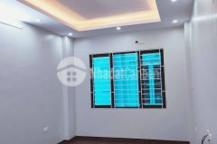 Chính chủ cần bán gấp nhà 4 tầng 30m nhỉnh 2 tỷ cạnh bến xe giáp bát