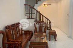 Bán nhà hoàng mai 40m2 ô tô đỗ cửa, kinh doanh, dân trí cao nhỉnh 4 tỷ