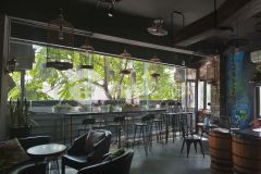 Nhà siêu đẹp mặt phố trần khát chân