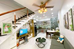 Chỉ 2.62 tỷ, 40m2, mặt tiền 4m, 3 mặt thoáng, bán nhà đông ngạc.