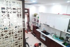 Bán nhà trung tâm cầu giấy, 1 bước chân ra phố, ngõ thông, kinh doanh, 42m nhỉnh 4 tỷ.