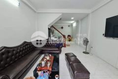 Mi nhon là em.xinh đẹp là em.nhà đẹp..phố đẹp.