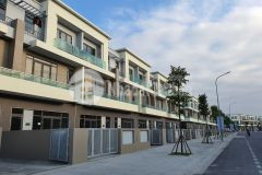 Cần tiền bán nhanh nhà phố 120 m2 để mua sữa cho con. 0988 447 838