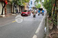 Nhà mặt phố trinh đình cửu, mặt tiền rộng 6,1 m, dt 66m giá chỉ 8,5 tỷ.