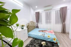 Bán nhà riêng phố trung kính,ccmn 9 phòng, dòng tiền 45 trtháng. 6.1 tỷ