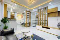 Cần tiền bán gấp nhà phố trung tâm quận hà đông, 43m2, chỉ hơn 2 tỷ.