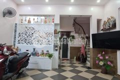 Nhà đẹp hồ ba mẫu gần 60m mt 5.5m 5 tầng mới đẹp ở ngay 5 tỷ hơn