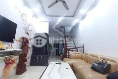 Bán nhà 4t nguyễn công trứ hà đông, 2 mặt thoáng, 33m2, mt3.3m, ôtô 15m, 3.7 tỷ