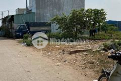 Cần bán gấp lô đất nềnthổ cư 100 đất ngộp ngân hàng