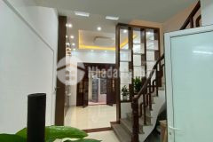 Bán nhà phố yên hòa, dt 75m2, mt 4.3m, mới đẹp, ở ngay, vài bước ra phố. giá nhỉnh 6 tỷ.