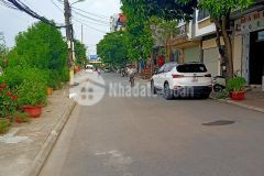 Bán nhà khu phân lô 918 phúc đồng, ô tô tránh dt 55m, giá chỉ 4.3 tỷ,lh0987729335