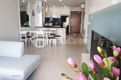 Cho thuê nhanh căn hộ siêu xinh 2pn2wc tại the gold view giá tốt 16 triệu. lh 0932872626 chiến