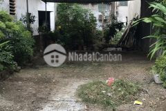 85m2, mặt tiền 5m. oto tránh. chỉ nhỉnh 70trm2. ngay cạnh sân golf và aoen long biên.