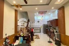 Bán nhà kim giang, ô tô đỗ cửa 50m2x 5 tầng, giá 5.25 tỷ.