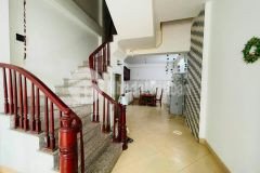 Bán nhà lĩnh nam, ngõ ô tô tránh, vỉa hè, 39 m nhỉnh 3 tỷ.