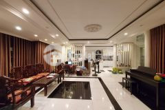 Bán biệt thự tây nam linh đàm, lô góc, 350m x 4 tầng, giá cực sốc