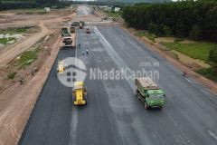 4144m2 xã bình tân, bình thuận cạnh bên safari, đi dt716 vào thẳng đất, sổ đỏ riêng