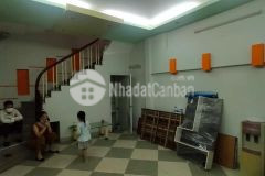 Nhà đẹp như khách sạn 5 tầng phố cự lộc mặt tiền rộng giá nhỉnh 3 tỷ.