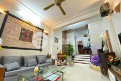 Bán nhà đẹp xuân la, 55m2, mt4,1m, gần hồ tây, 5.79 tỷ