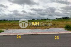 Cần bán cặp nền đẹp ngay trung tâm thương mại giá rẻ sinh lời cao