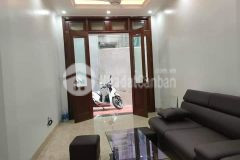 Bán nhà đại từ hoàng mai, 42m2 5 tầng tm 4mgiá 3,7 tỷ.