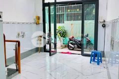 Nhà cần bán gấp 3.5m x 9m trệt lầu hẻm rộng giá 2,8 tỷ