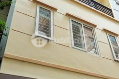 Nhà phân lô ô tô tránh 5 tầng,35m,giá nhỉnh 4 tỷ ngọc thụy