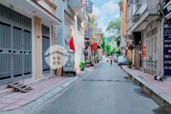 Cần bán đất phân lô hàng không siêu đẹp nguyễn sơn 111m2 mặt tiền 7.2 m. giá chỉ 14.8 tỷ