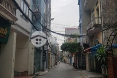 Cần bán nhà đẹp ngõ rộng bồ đề 38m2 5 tầng mặt tiền 5 m, giá chỉ 3.2 tỷ