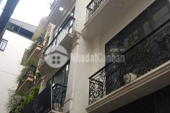 Bán nhà cầu giấy, 56m2, 5 tầng, ga ra ô tô, đẹp long lanh, giá nhỉnh 8 tỷ.