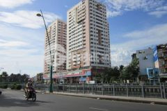 Cần cho thuê căn hộ screc tower, q.3 76m2, 2pn, 2wc