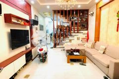 Bán gấp nhà phố kim mã, quận ba đình, nhà đẹp, 47m2x5 tầng, 4.9 tỷ