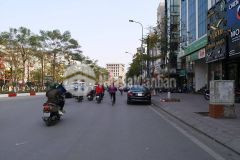 Nhà mặt phố ô chợ dừa, 5 tầng, mặt tiền 4m, tầng 1 cho thuê 30trt, 16.5 tỷ, 0703451750.