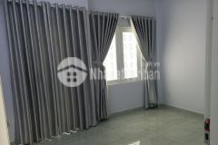 Thiêu nơ ban gâp nha lac long quân tân binh, ngang hơn 4m chi co 3 ty 9