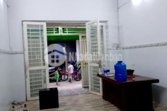 Cần bán gấp nhà hxh 40m2 giá chỉ nhỉnh 2tỷ đường mã lò, bình tân